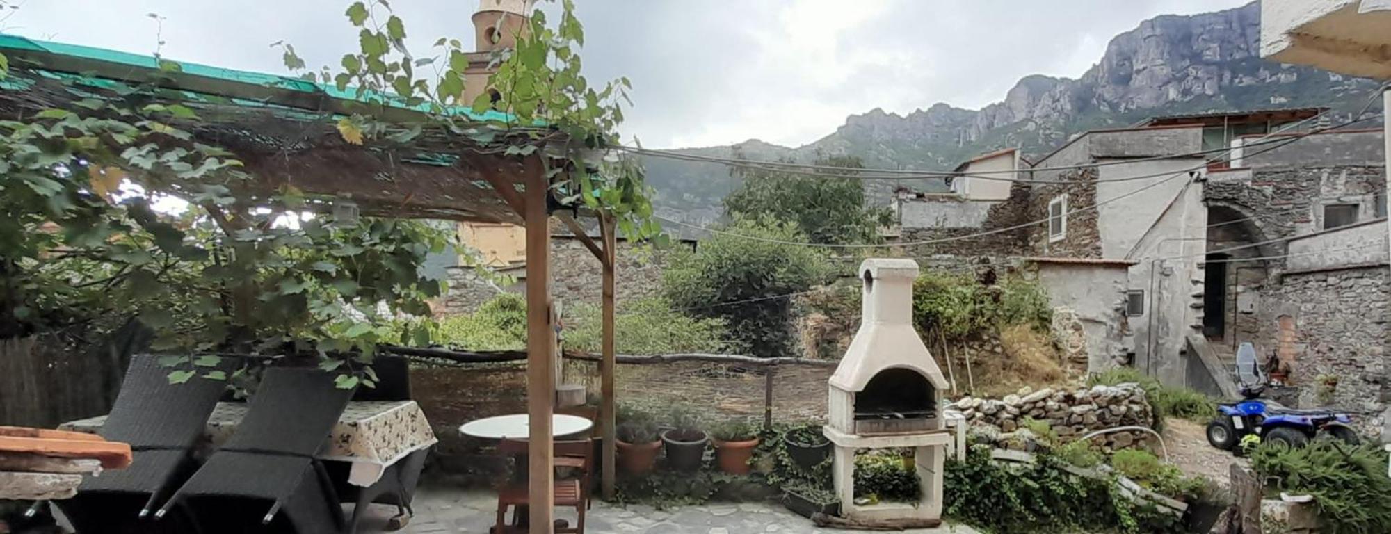 B&B 8A Castelbianco Colletta Exteriör bild