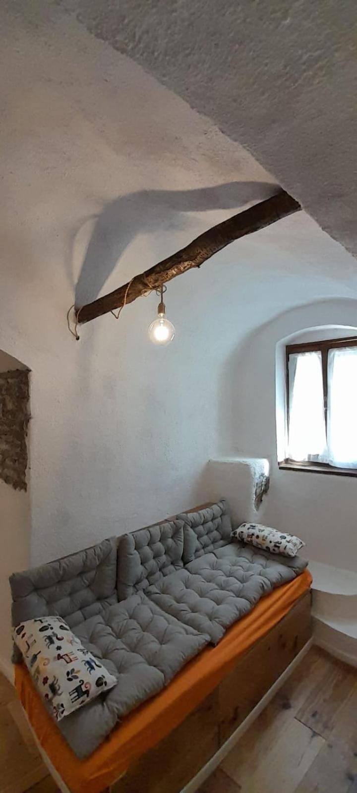 B&B 8A Castelbianco Colletta Exteriör bild