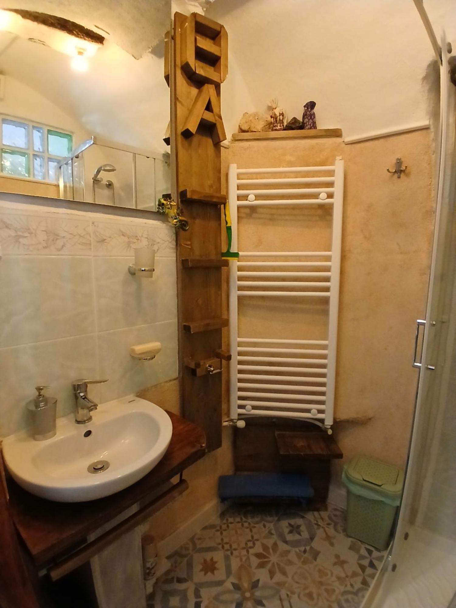 B&B 8A Castelbianco Colletta Exteriör bild